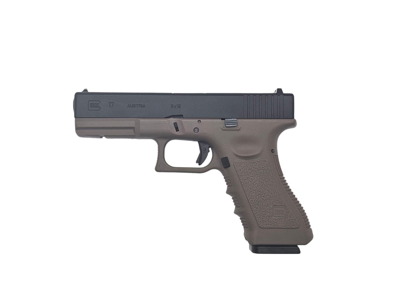 ARMY G17 Ver.3 GBB  TAN