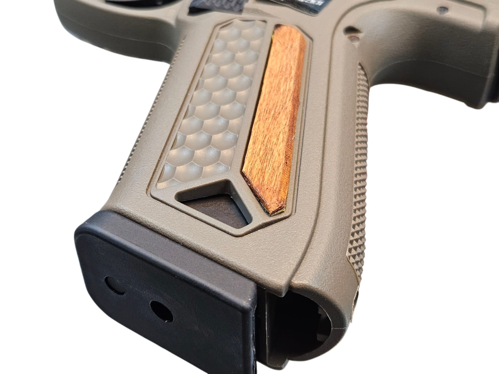 SHOWGUNS WOOD GRIP FOR AAP01 - Image 7