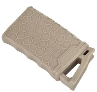 Tactical HoneyComb Mag Pouch With Mag Clip TAN - Image 2